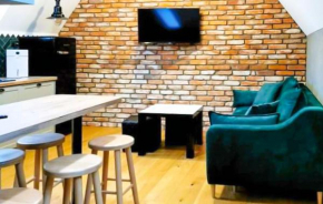 2 Bedroom Amazing Apartment In Ratulow